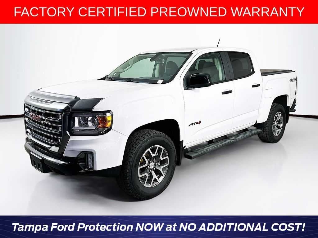 GMC Canyon 4x4 AT4 de 2021 con tapicería de tela