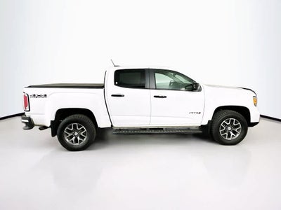 GMC Canyon 4x4 AT4 de 2021 con tapicería de tela