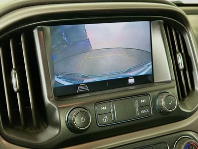GMC Canyon 4x4 AT4 de 2021 con tapicería de tela