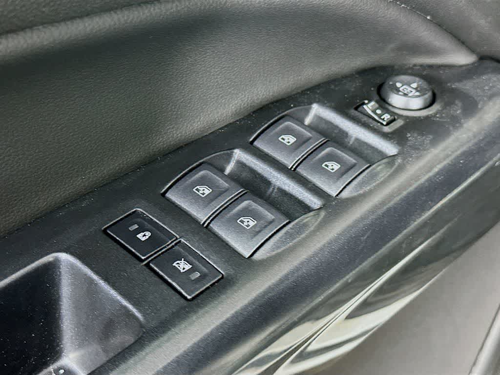 GMC Canyon 4x4 AT4 de 2021 con tapicería de tela