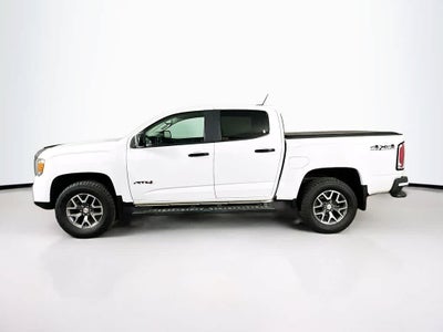 GMC Canyon 4x4 AT4 de 2021 con tapicería de tela