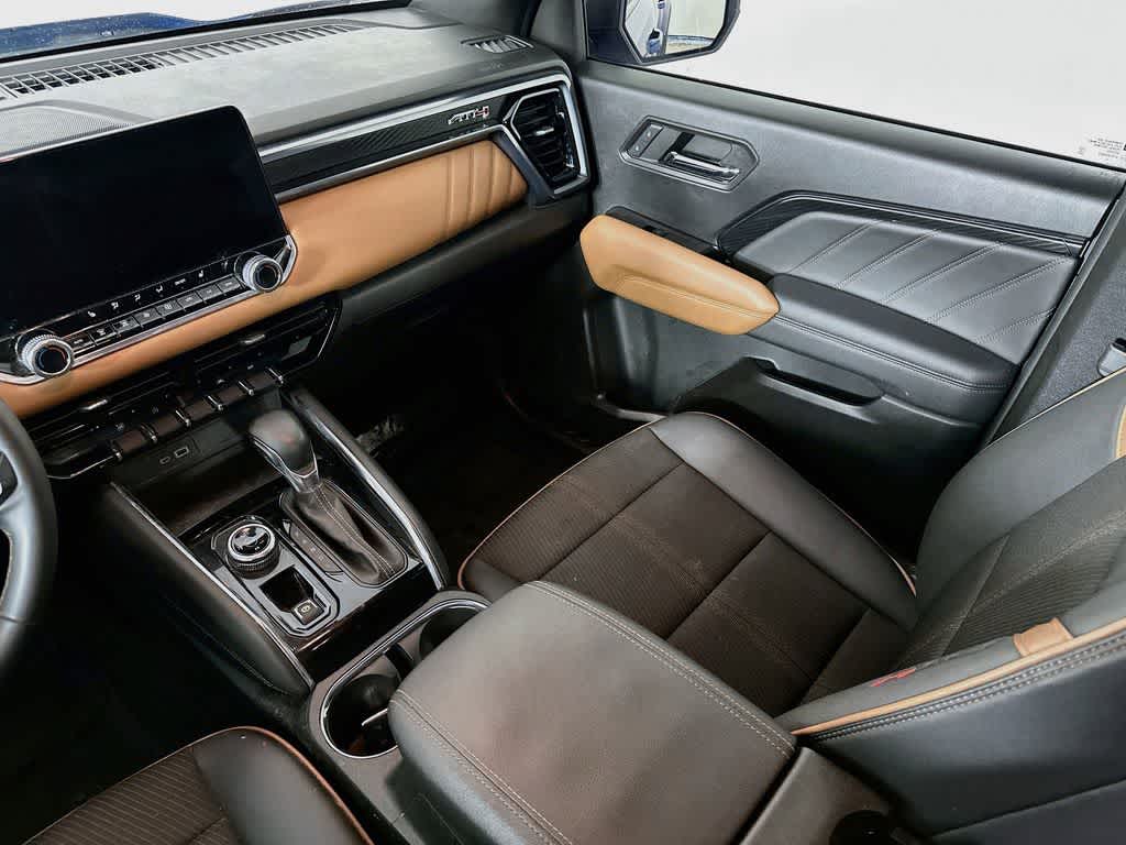 GMC Canyon 4x4 AT4 2024