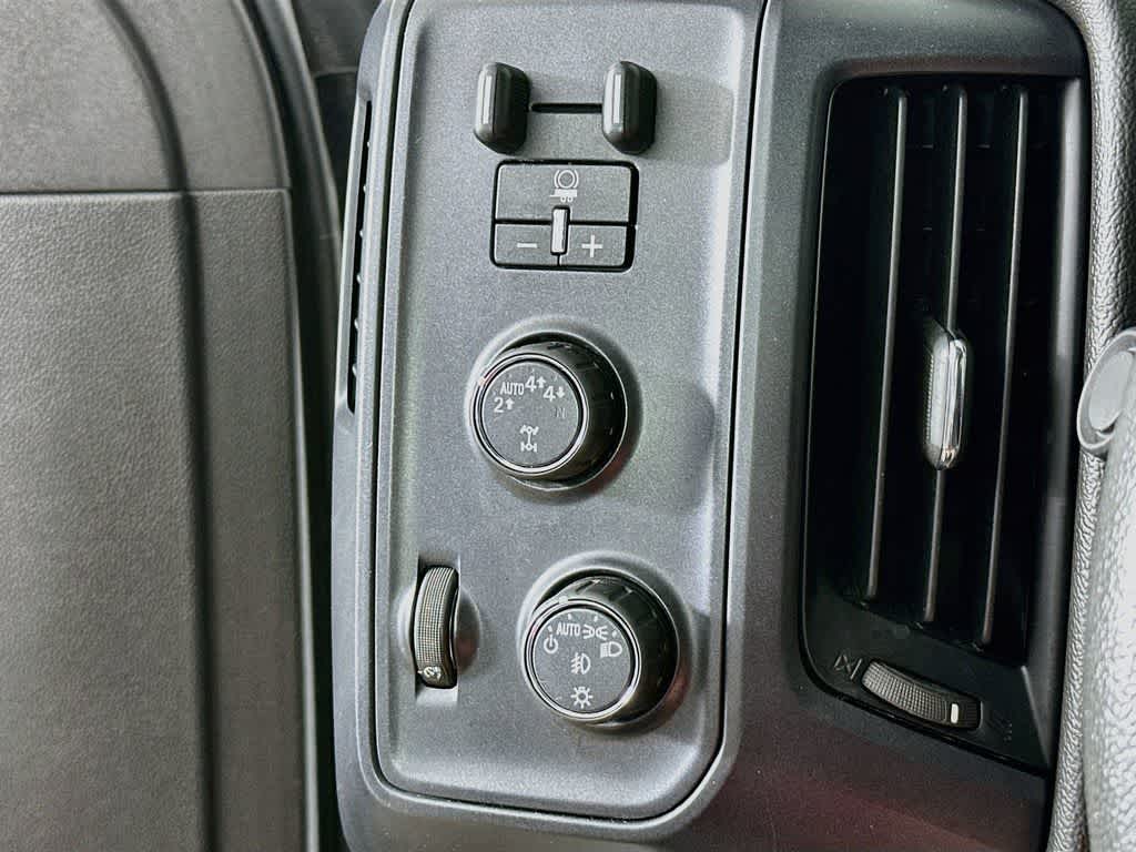 GMC Sierra 1500 Base 2018