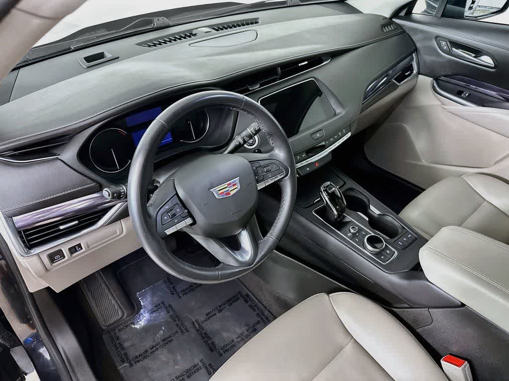 Cadillac XT4 FWD Luxury 2023