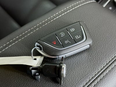 Cadillac XT4 Premium Luxury con tracción delantera, 2025