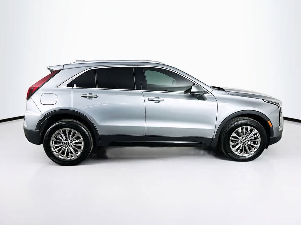 Cadillac XT4 Premium Luxury con tracción delantera, 2025