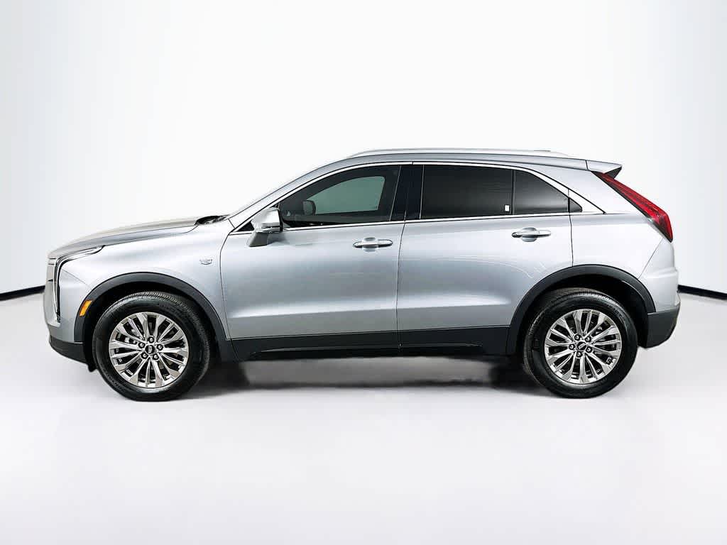 Cadillac XT4 Premium Luxury con tracción delantera, 2025