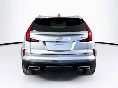 Cadillac XT4 Premium Luxury con tracción delantera, 2025