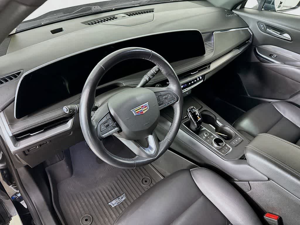 Cadillac XT4 FWD Premium Luxury 2024