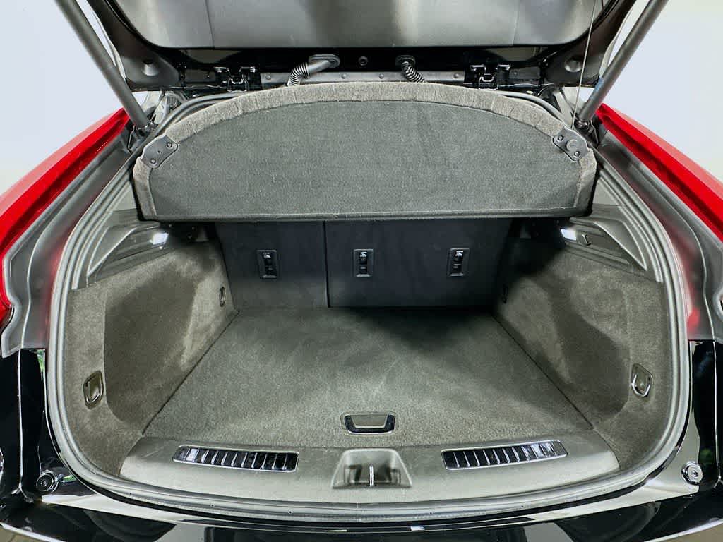 Cadillac XT4 FWD Premium Luxury 2024