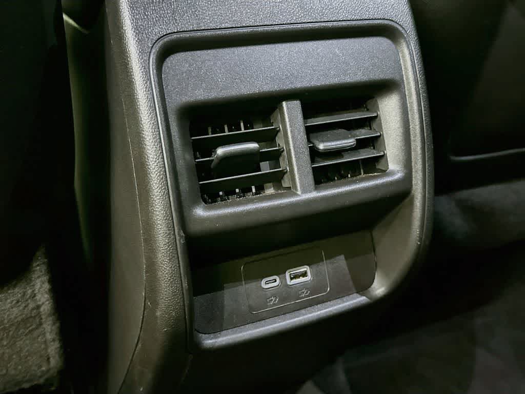 Cadillac XT4 Premium Luxury con tracción delantera, 2025