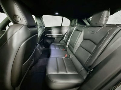 Cadillac XT4 Premium Luxury con tracción delantera, 2025