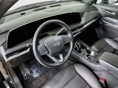Cadillac XT4 Premium Luxury con tracción delantera, 2025