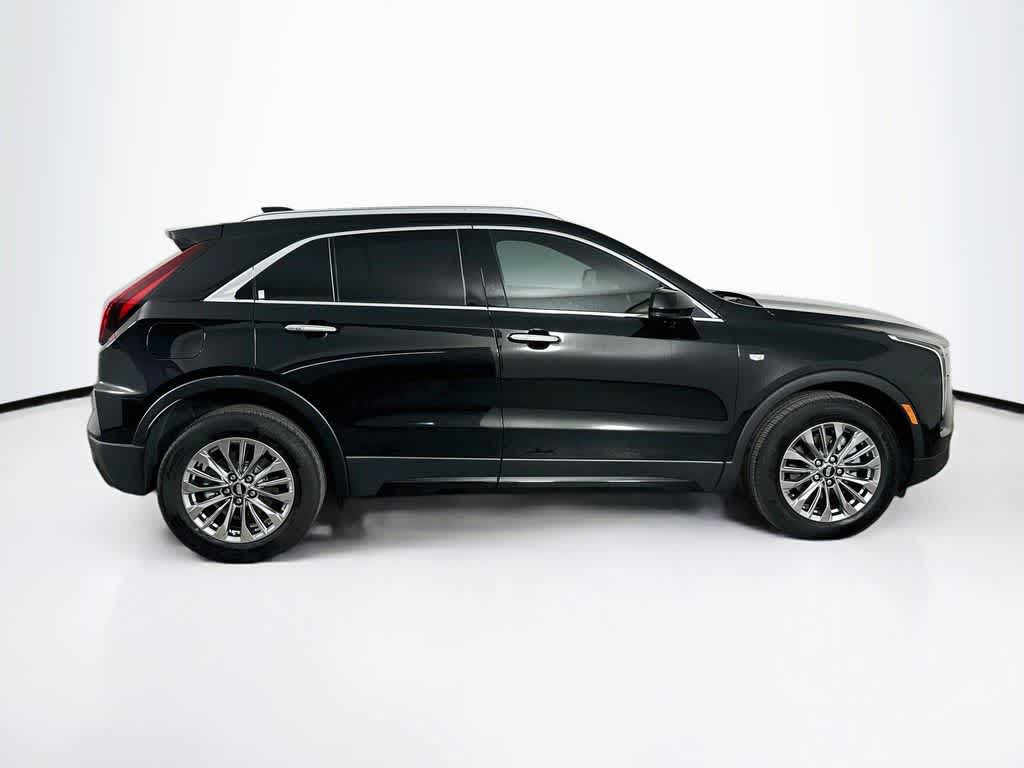 Cadillac XT4 Premium Luxury con tracción delantera, 2025