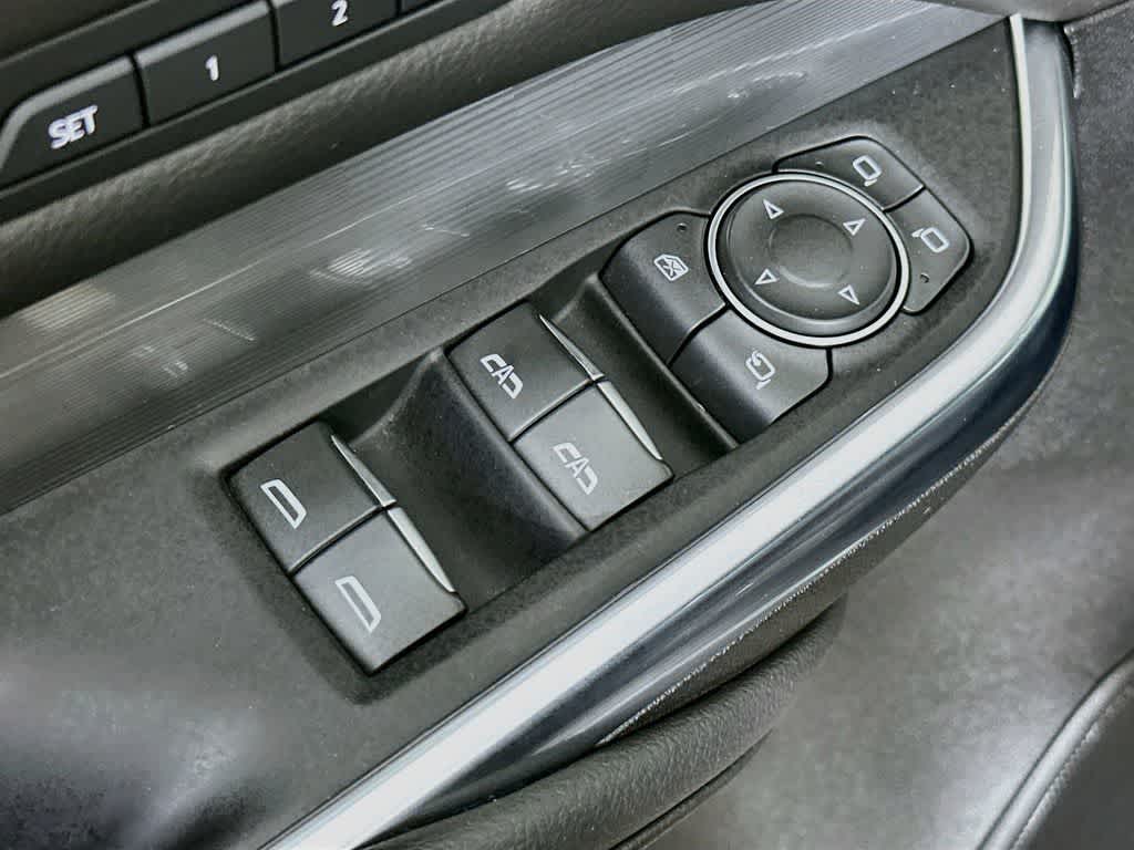 Cadillac XT4 Premium Luxury con tracción delantera, 2025