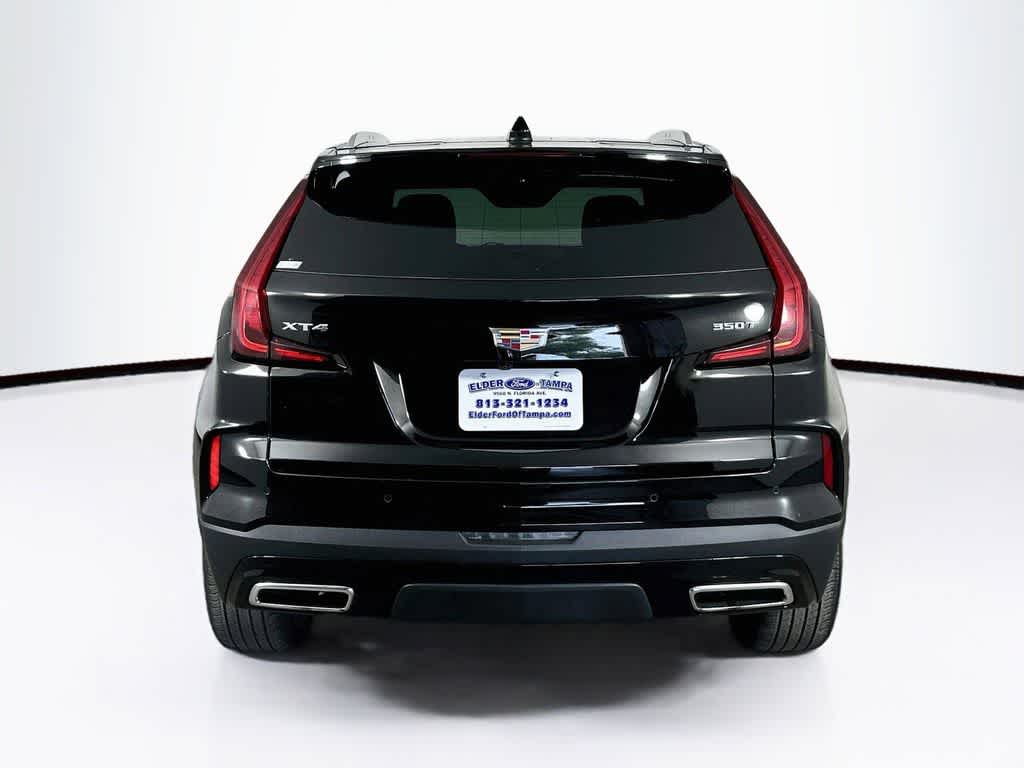 Cadillac XT4 Premium Luxury con tracción delantera, 2025
