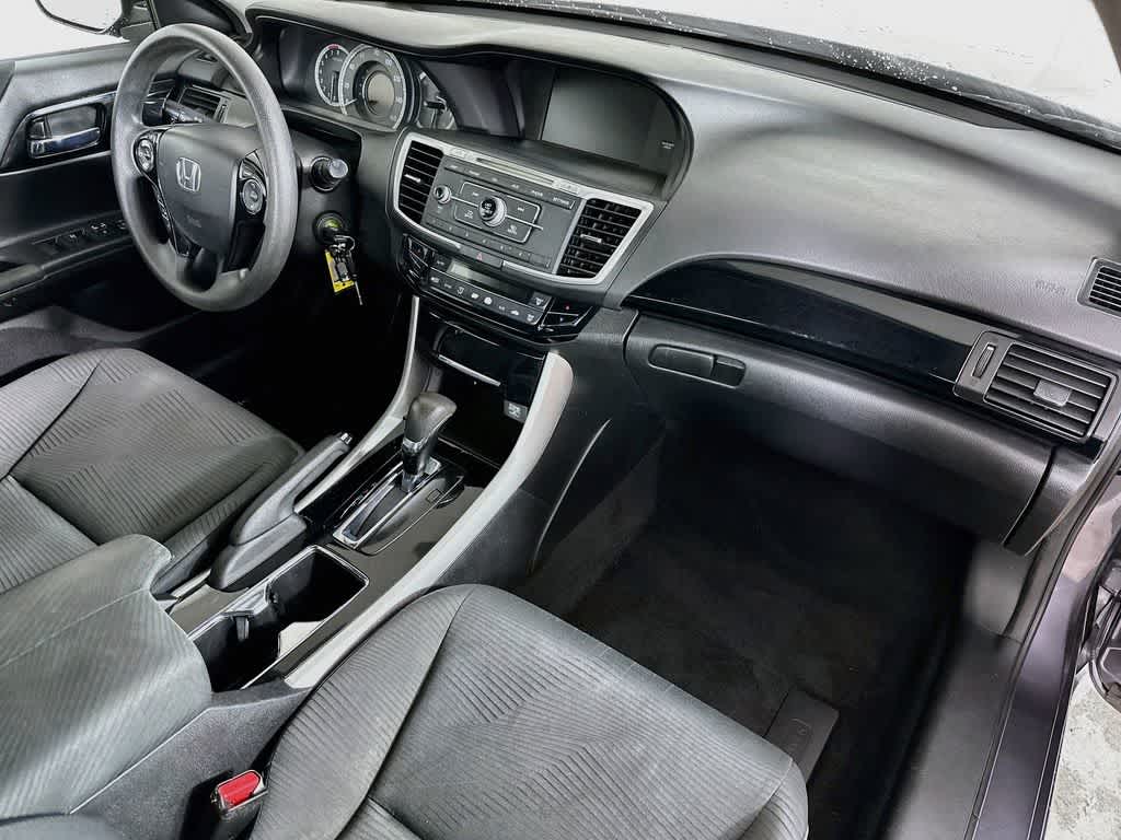 Honda Accord Sedán LX 2017