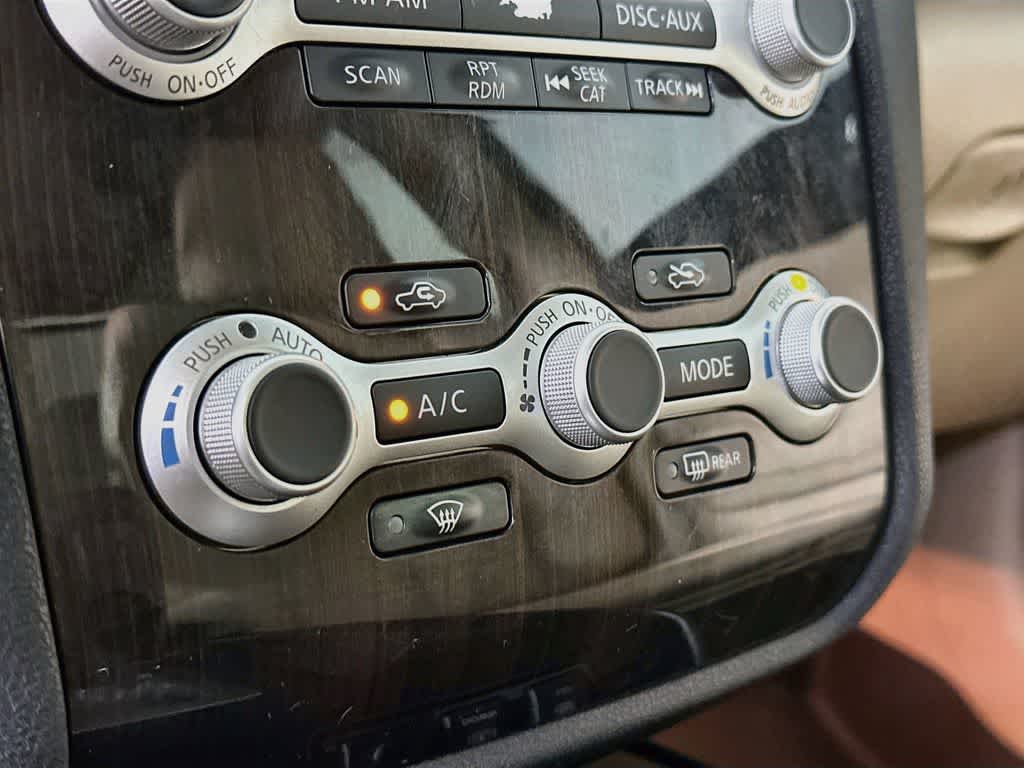 Nissan Maxima 3.5 SV de 2014 con paquete Premium