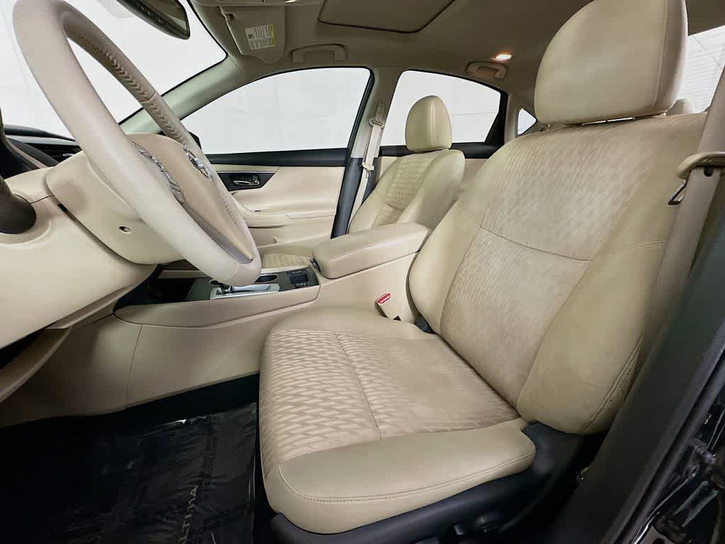 Nissan Altima 2.5 SV 2017