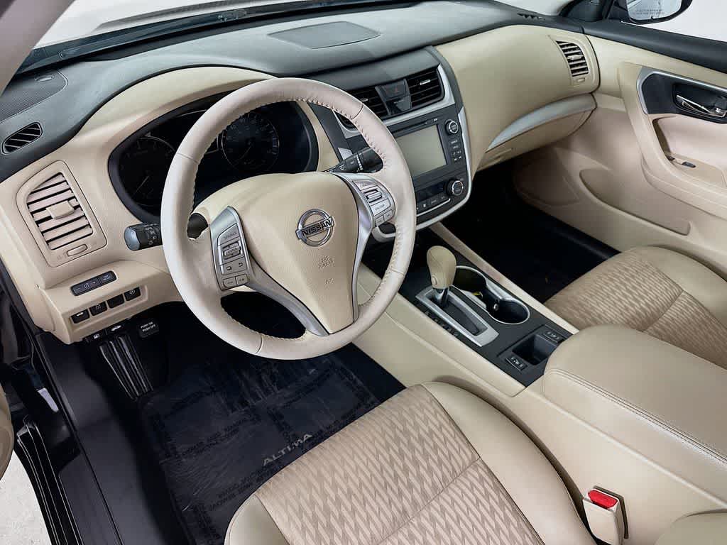 Nissan Altima 2.5 SV 2017