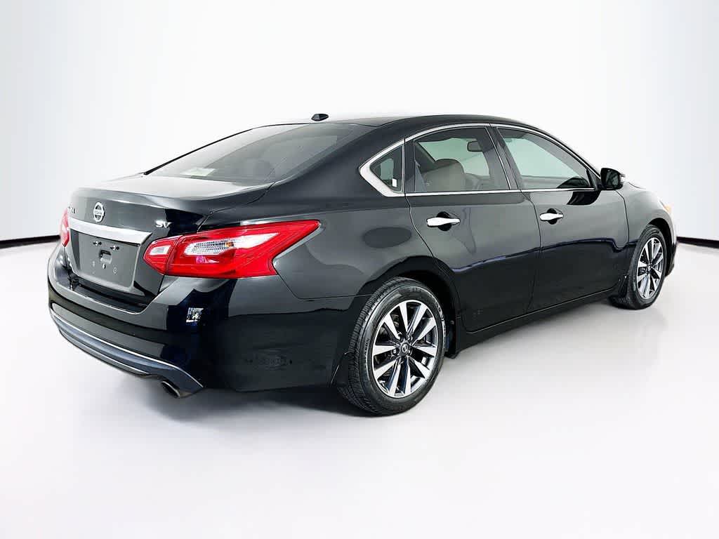 Nissan Altima 2.5 SV 2017