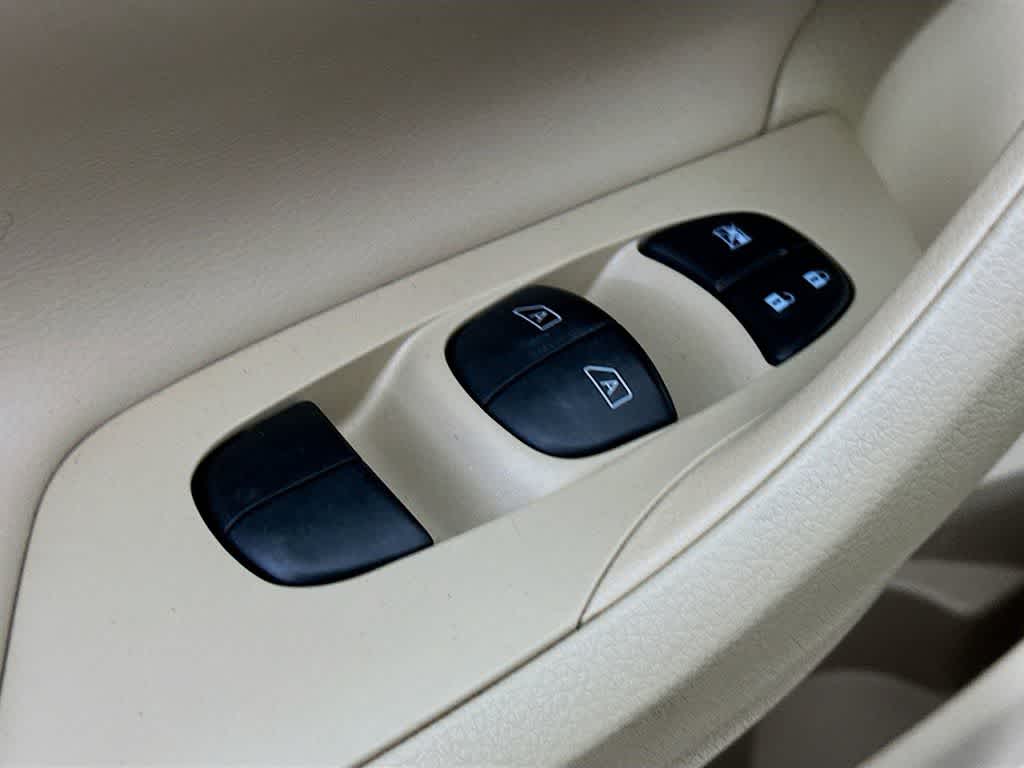 Nissan Altima 2.5 SV 2017