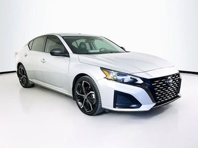 Nissan Altima 2.5 SR 2023