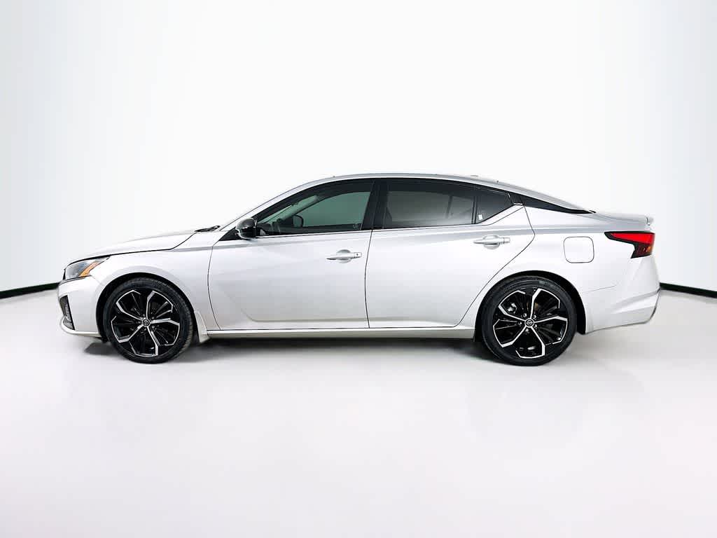 Nissan Altima 2.5 SR 2023