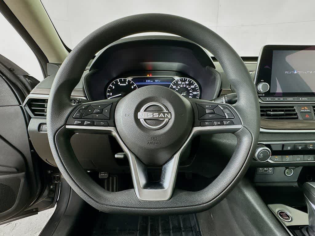 Nissan Altima 2.5 SV 2024
