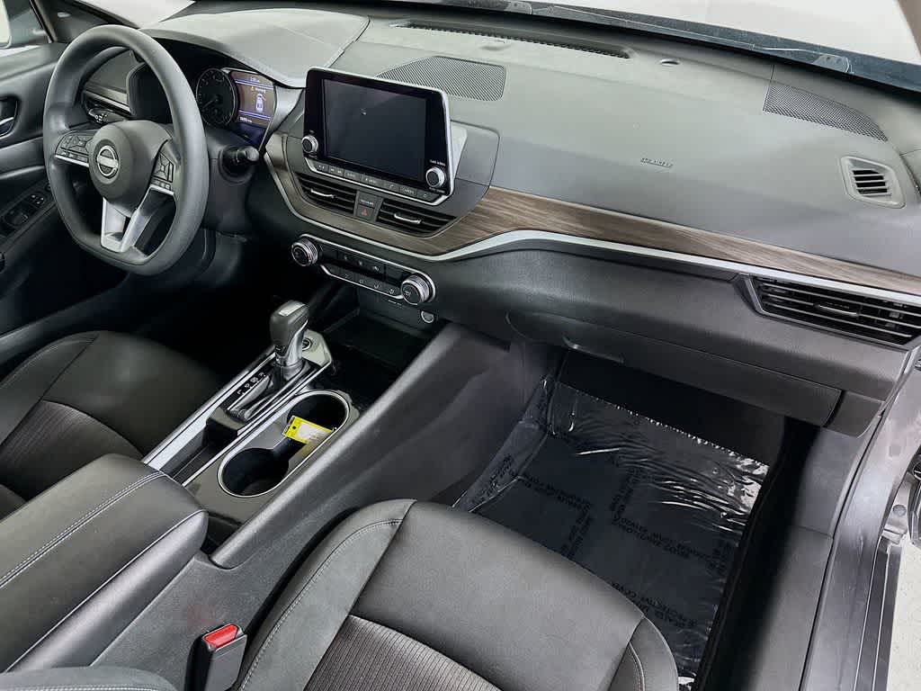 Nissan Altima 2.5 SV 2024