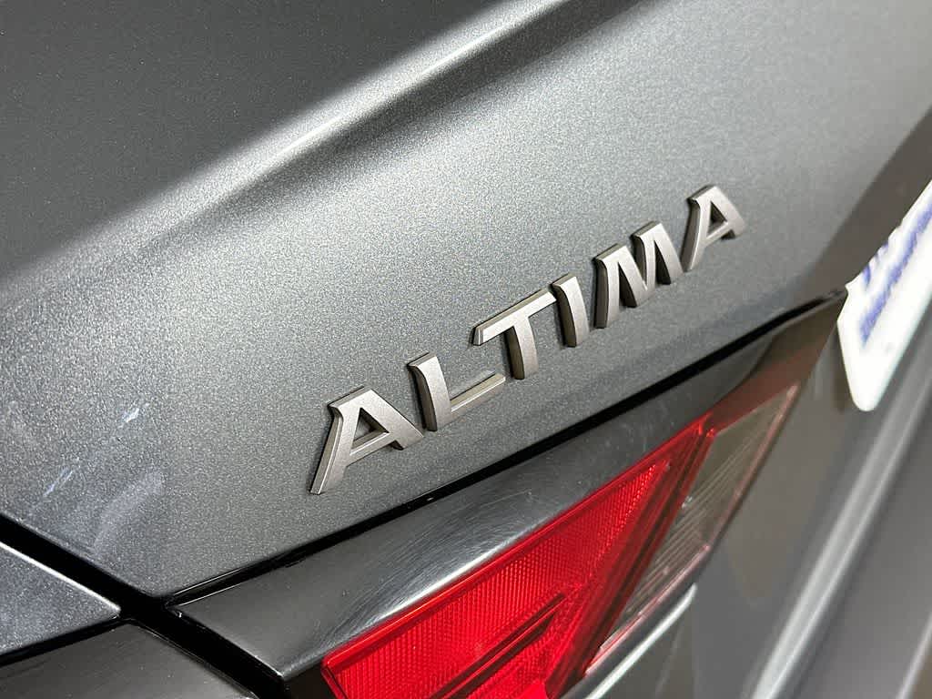 Nissan Altima 2.5 SV 2024
