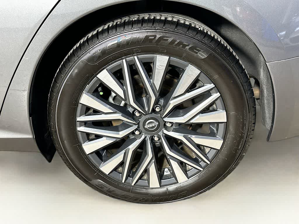Nissan Altima 2.5 SV 2024
