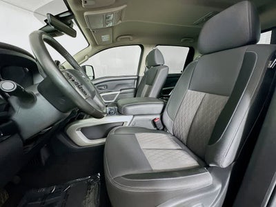 Nissan Titan SV 2024