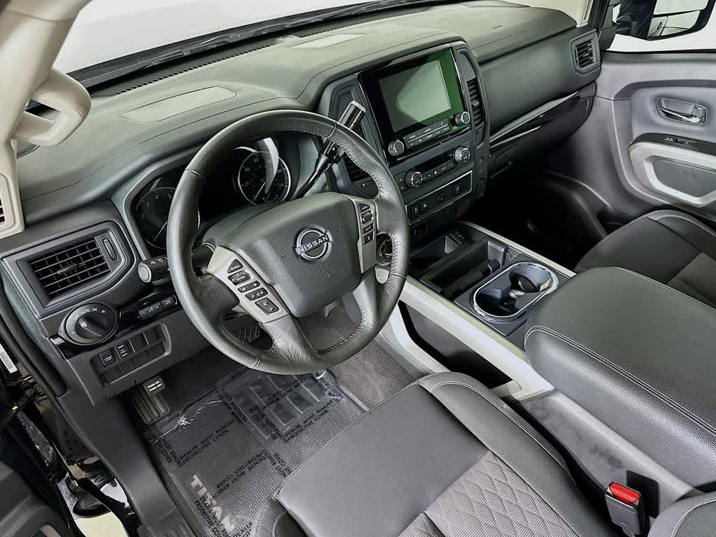 Nissan Titan SV 2024