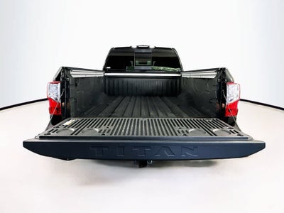 Nissan Titan SV 2024