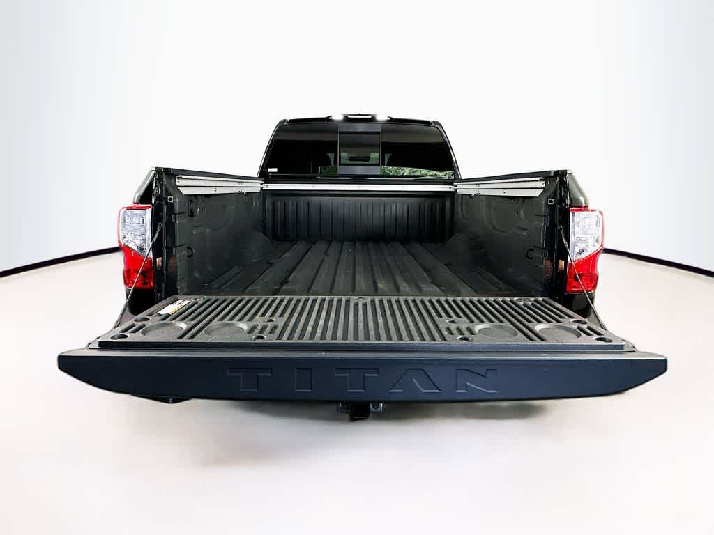 Nissan Titan SV 2024