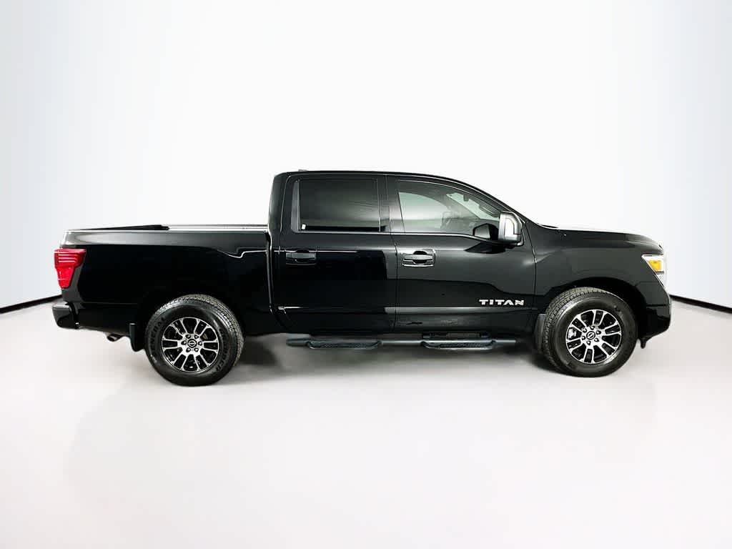 Nissan Titan SV 2024