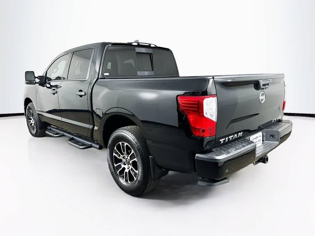 Nissan Titan SV 2024