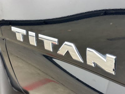 Nissan Titan SV 2024