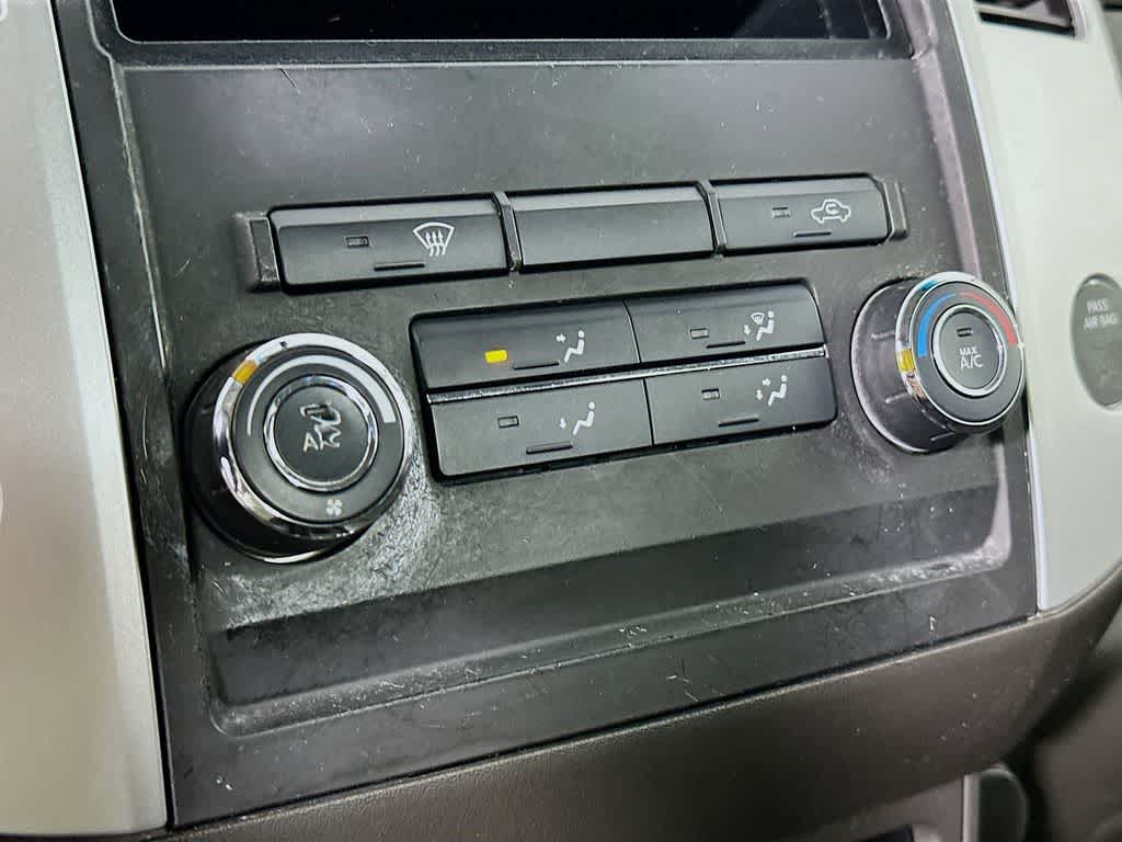 Nissan Frontier SE 2010