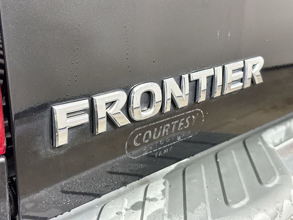 Nissan Frontier SV V6 2018