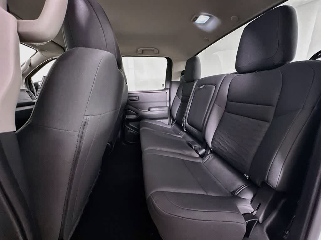 Nissan Frontier S 2022
