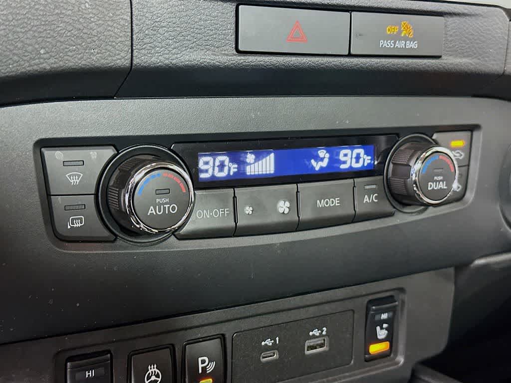 Nissan Frontier SV 2022