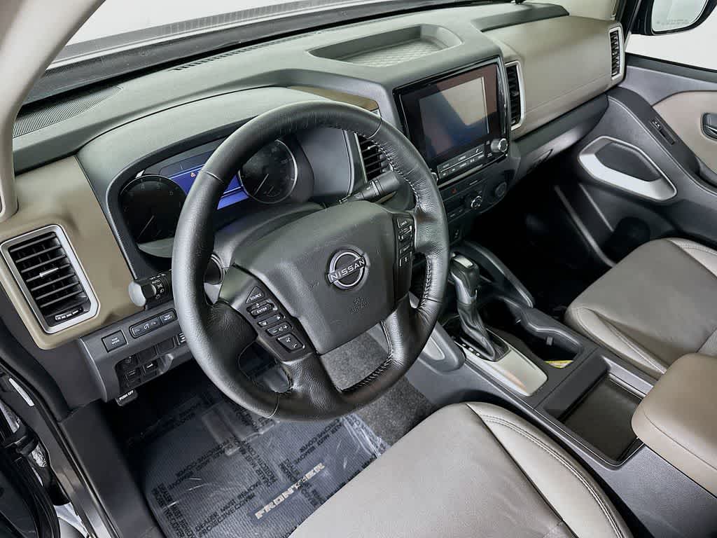 Nissan Frontier SV 2022