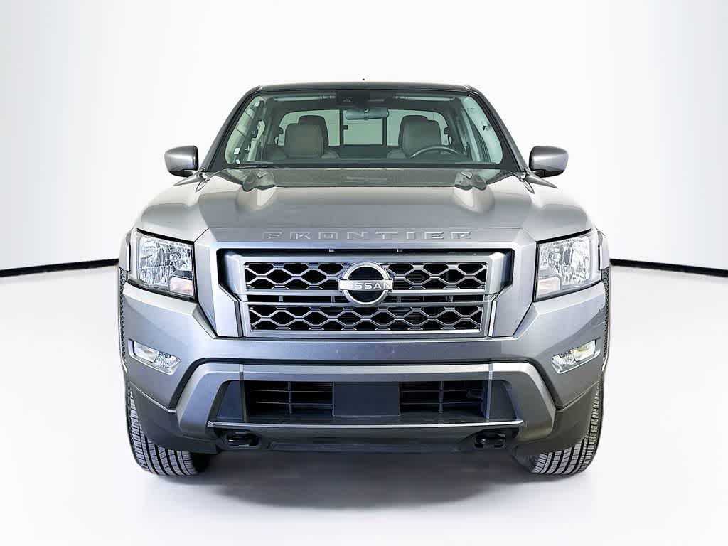 Nissan Frontier SV 2022