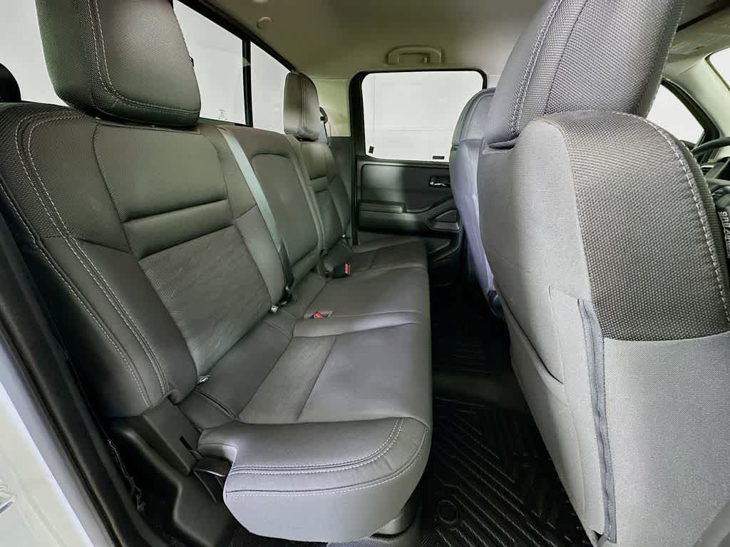 Nissan Frontier SV 2024