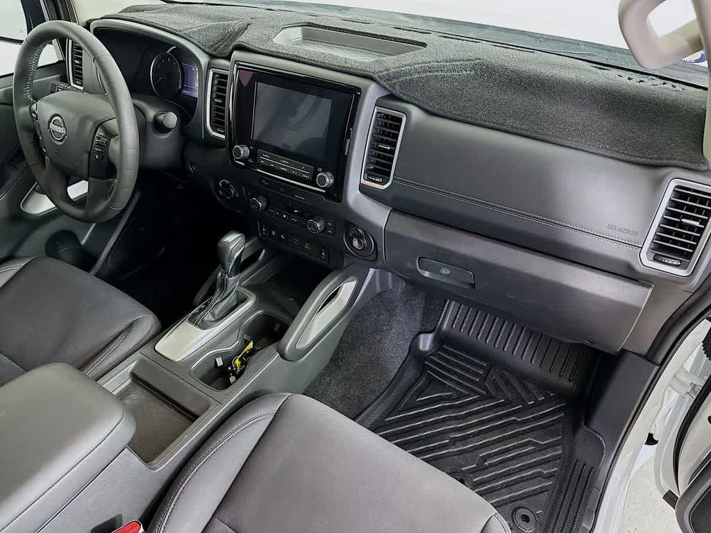 Nissan Frontier SV 2024