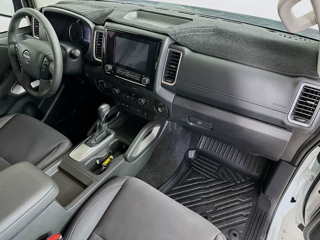 Nissan Frontier SV 2024