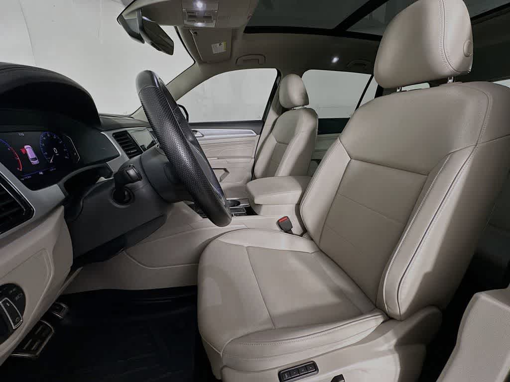 Volkswagen Atlas 3.6 L V6 SEL R-Line 2021