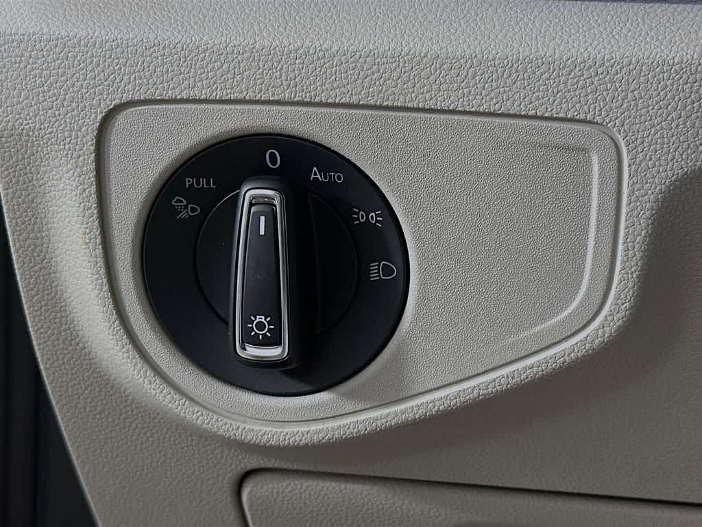 Volkswagen Atlas 3.6 L V6 SEL R-Line 2021